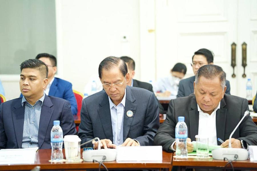 ឯកឧត្តម គន់ គីម ដឹកនាំកិច្ចប្រជុំពិភាក្សាលើការរៀបចំ និងការប្រព្រឹត្តទៅរបស់គណៈកម្មាធិការសមាគមអតីតយុទ្ធជន និងនិវត្តជនកម្ពុជាតាមវិស័យ - Image 7