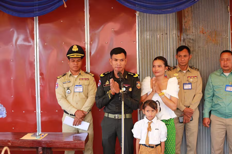 គ្រួសារវីរយុទ្ធជនមួយគ្រួសារ នៅស្រុកប្រាសាទបាគង  ទទួលបានគេហដ្ឋានថ្មី តាមរយ:សប្បុរសជនទូទាំងប្រទេស - Image 8