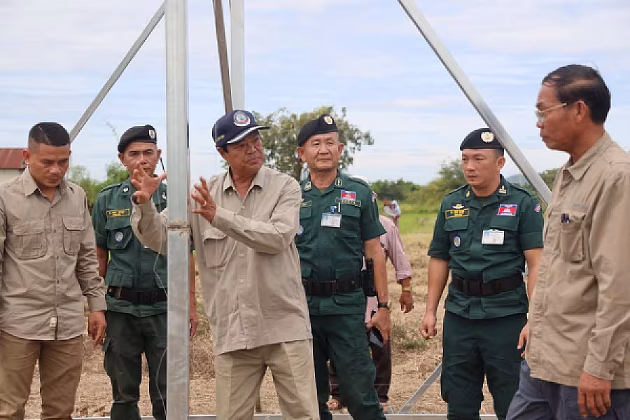 អតីតយុទ្ធជនពិការមួយគ្រួសារ នៅខេត្តកំពង់ធំទទួលបានអំណោយផ្ទះថ្មីពីសម្ដេចតេជោ ហ៊ុន សែន - Image 3