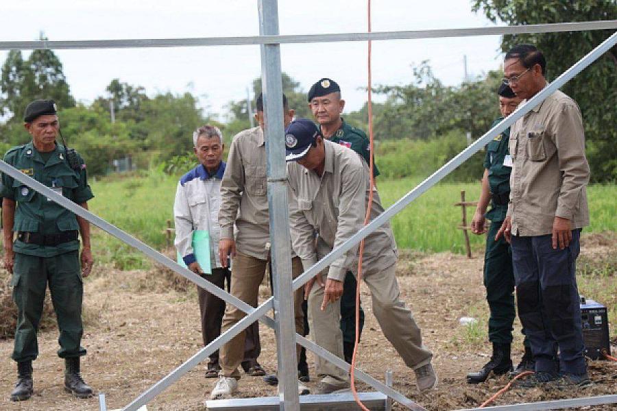 អតីតយុទ្ធជនពិការមួយគ្រួសារ នៅខេត្តកំពង់ធំទទួលបានអំណោយផ្ទះថ្មីពីសម្ដេចតេជោ ហ៊ុន សែន - Image 8