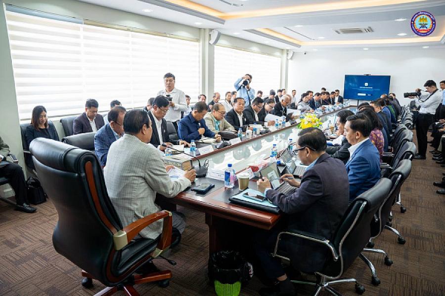 ឯកឧត្តមកិត្តិសង្គហបណ្ឌិត គន់ គីម ដឹកនាំកិច្ចប្រជុំអន្តរក្រសួង ដើម្បីរៀបចំមហាសន្និបាតវិសាមញ្ញតំណាងសមាគមអតីតយុទ្ធជនកម្ពុជានៅទូទាំងប្រទេស នាចុងខែកក្កដាខាងមុខ - Image 12