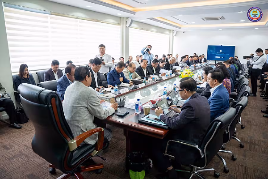 ឯកឧត្តមកិត្តិសង្គហបណ្ឌិត គន់ គីម ដឹកនាំកិច្ចប្រជុំអន្តរក្រសួង ដើម្បីរៀបចំមហាសន្និបាតវិសាមញ្ញតំណាងសមាគមអតីតយុទ្ធជនកម្ពុជានៅទូទាំងប្រទេស នាចុងខែកក្កដាខាងមុខ - Image 12