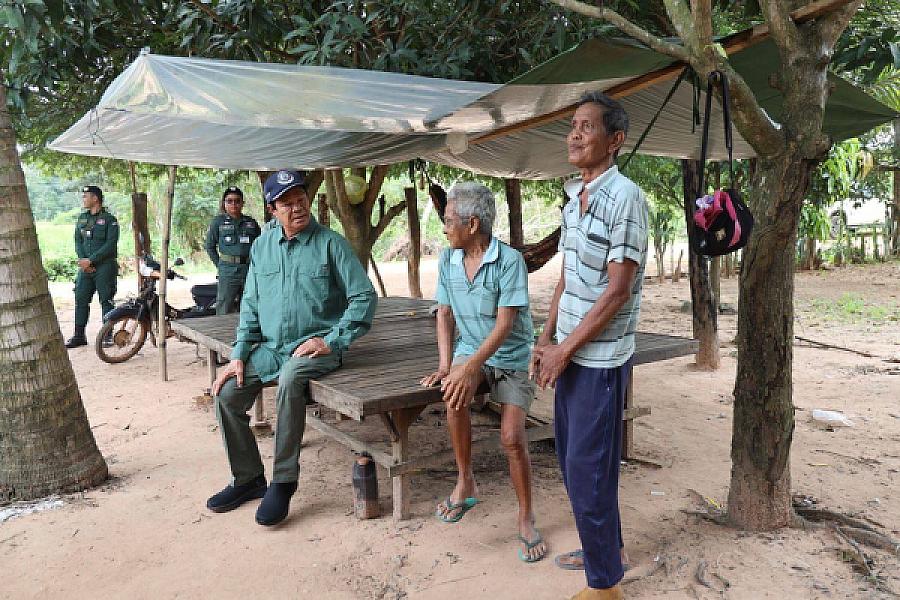 ឯកឧត្តម គន់ គីម ចុះសុខទុក្ខអតីតយុទ្ធជនមួយគ្រួសារនៅ ខេត្តឧត្តរមានជ័យ - Image 6