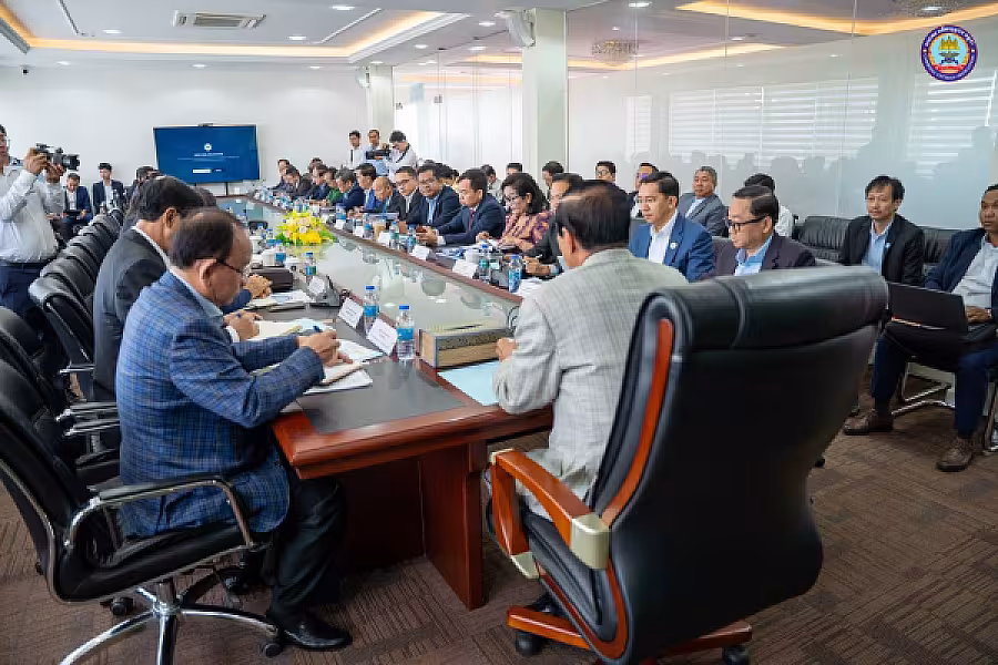 ឯកឧត្តមកិត្តិសង្គហបណ្ឌិត គន់ គីម ដឹកនាំកិច្ចប្រជុំអន្តរក្រសួង ដើម្បីរៀបចំមហាសន្និបាតវិសាមញ្ញតំណាងសមាគមអតីតយុទ្ធជនកម្ពុជានៅទូទាំងប្រទេស នាចុងខែកក្កដាខាងមុខ - Image 13