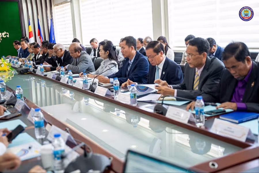 ឯកឧត្តមកិត្តិសង្គហបណ្ឌិត គន់ គីម ដឹកនាំកិច្ចប្រជុំអន្តរក្រសួង ដើម្បីរៀបចំមហាសន្និបាតវិសាមញ្ញតំណាងសមាគមអតីតយុទ្ធជនកម្ពុជានៅទូទាំងប្រទេស នាចុងខែកក្កដាខាងមុខ - Image 14