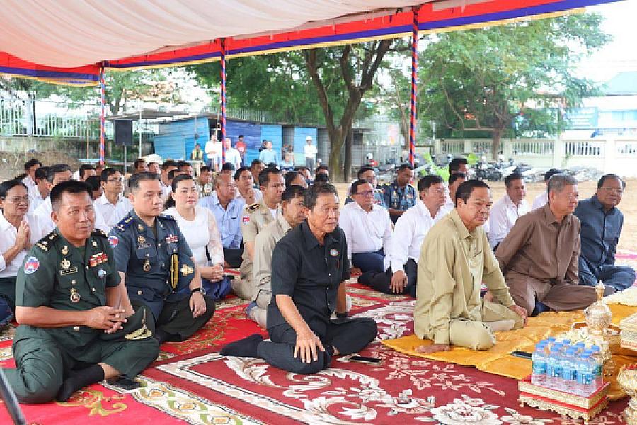 ឯកឧត្តម គន់ គីម អញ្ជើញជាអធិបតីក្នុងពិធីបញ្ចុះបឋមសិលាសាងសង់ទីស្នាក់ការ អ.ន.ក ខេត្តកណ្តាល - Image 3