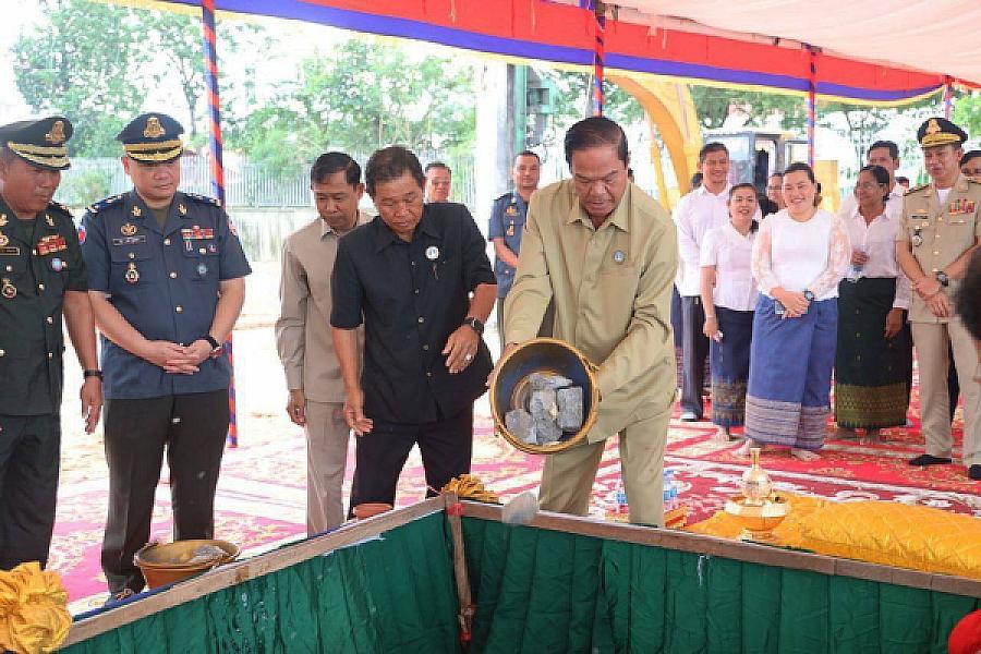 ឯកឧត្តម គន់ គីម អញ្ជើញជាអធិបតីក្នុងពិធីបញ្ចុះបឋមសិលាសាងសង់ទីស្នាក់ការ អ.ន.ក ខេត្តកណ្តាល - Image 5