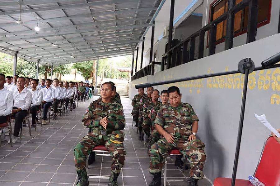 យុវជន៥០នាក់នៅខេត្តកោះកុង ស្ម័គ្រចិត្តចូលបម្រើកងយោធពលខេមរភូមិន្ទក្នុងក្របខ័ណ្ឌកងទ័ពជេីងគោក - Image 7