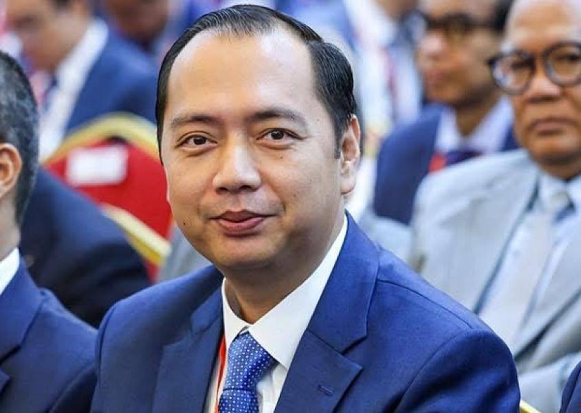 ឯកឧត្តម នេត្រ ភក្ត្រា រដ្ឋមន្រ្តីក្រសួងព័ត៌មាន ចូលរួមឧបត្ថម្ភថវិកា ១០ ០០០ដុល្លារ ដើម្បីរៀបចំមហាសន្និបាតវិសាមញ្ញទូទាំងប្រទេស តំណាងសមាគមអតីតយុទ្ធជកម្ពុជា