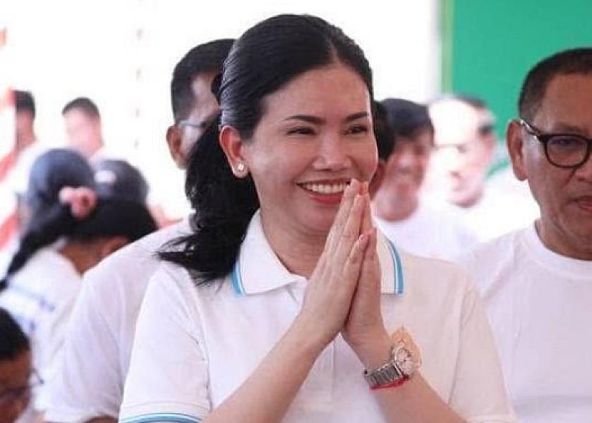 លោកជំទាវ បាន ស្រីមុំ អភិបាល នៃគណៈអភិបាលខេត្តប៉ៃលិន ចូលរួមឧបត្ថម្ភថវិកា 5000ដុល្លារ ដើម្បីរៀបចំមហាសន្និបាតវិសាមញ្ញទូទាំងប្រទេស តំណាងសមាគមអតីតយុទ្ធជកម្ពុជា