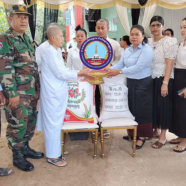 អ.ន.ក ខេត្តកណ្ដាល នាំយកថវិកាបេឡាមរណសង្គ្រោះជូនគ្រួសារសពអតីតយុទ្ធជនចំនួន២គ្រួសារ - Image 4