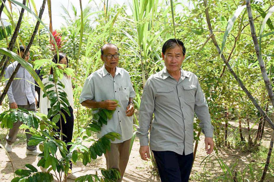 ឯកឧត្តម ខូយ រីដា ដឹកនាំក្រុមការងារចុះជួបសំណេះសំណាលជាមួយបងប្អូនអតីតយុទ្ធជនក្នុងខេត្តពោធិ៍សាត់