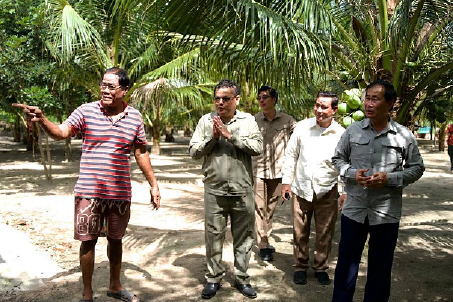 ឯកឧត្តម ខូយ រីដា ដឹកនាំក្រុមការងារចុះជួបសំណេះសំណាលជាមួយបងប្អូនអតីតយុទ្ធជនក្នុងខេត្តពោធិ៍សាត់ - Image 6