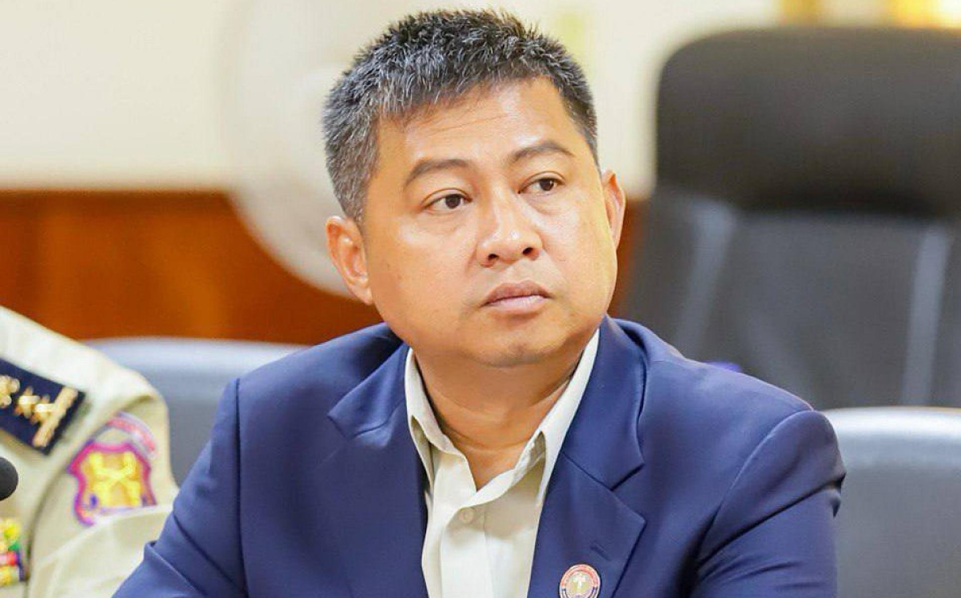 ឯកឧត្តម ព្រួញ រិទ្ធថា ទីប្រឹក្សាឯកឧត្តមអភិសន្តិបណ្ឌិត ស សុខា ឧបនាយករដ្ឋមន្រ្តី រដ្ឋមន្រ្តីក្រសួងមហាផ្ទៃ និងជាប្រធានមន្ទីរសាធារណការ និងដឹកជញ្ជូនខេត្តបាត់ដំបង ចូលរួមឧបត្ថម្ភថវិកាចំនួន ២លានរៀល ដើម្បីរៀបចំមហាសន្និបាតវិសាមញ្ញតំណាងសមាគមអតីតយុទ្ធជនកម្ពុជាទូទាំងប្រទេស