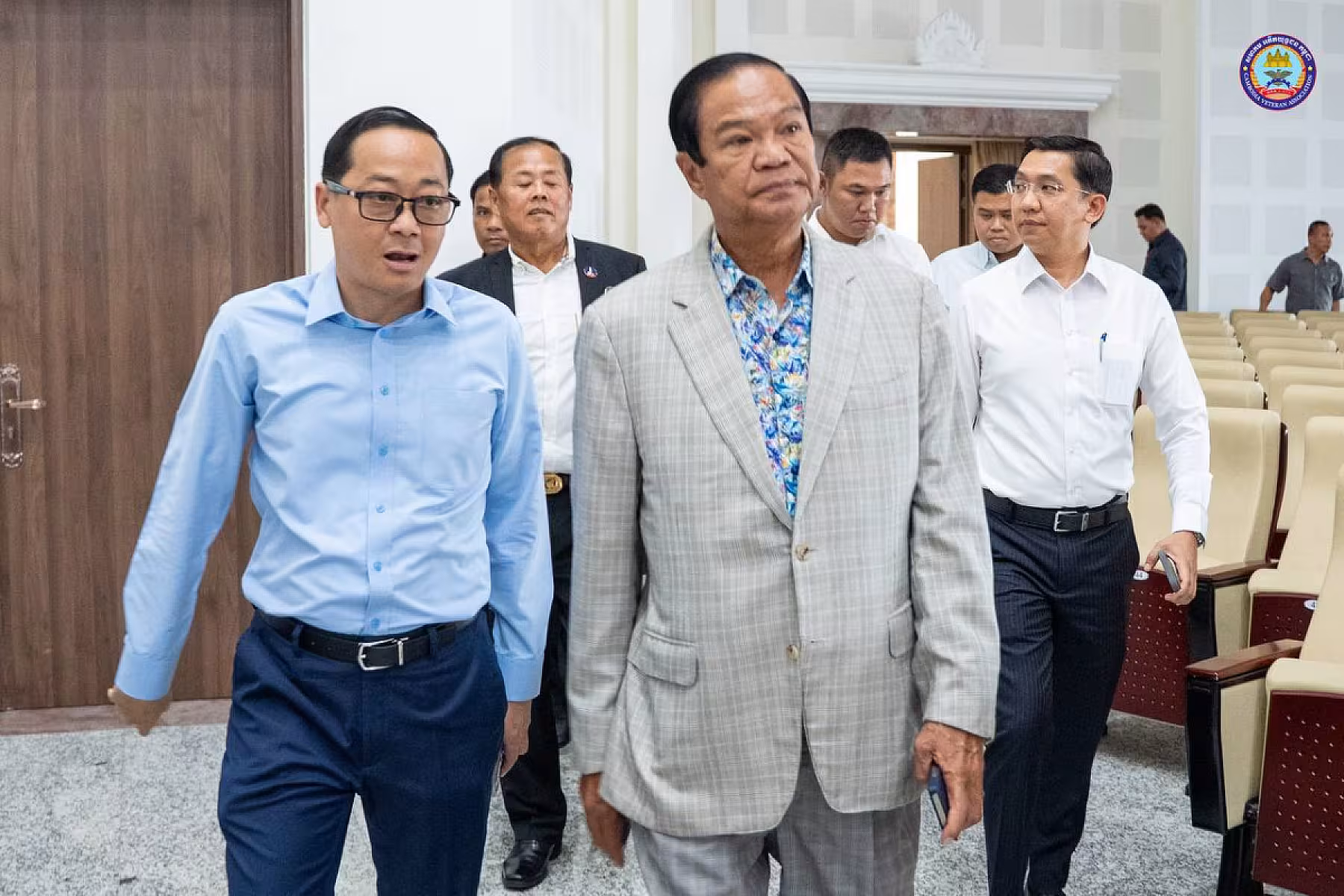 ឯកឧត្តមកិត្តិសង្គហបណ្ឌិត គន់ គីម ទេសរដ្ឋមន្រ្តី អនុប្រធាន និងជាអគ្គលេខាធិការសមាគមអតីតយុទ្ធជនកម្ពុជា បានអញ្ជើញចុះពិនិត្យទីតាំង ដើម្បីរៀបចំមហាសន្និបាតវិសាមញ្ញតំណាងសមាគមអតីតយុទ្ធជនកម្ពុជាទូទាំងប្រទេស