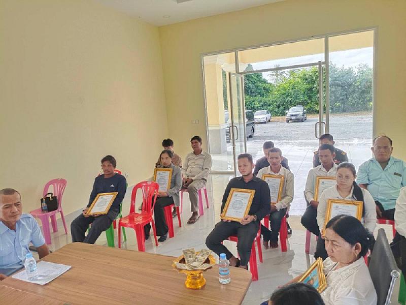 អ.ន.ក ខេត្តកំពង់ឆ្នាំង នាំយកថវិកាបេឡាមរណសង្គ្រោះជូនគ្រួសារសពអតីតយុទ្ធជនចំនួន ៦គ្រួសារ - Image 7