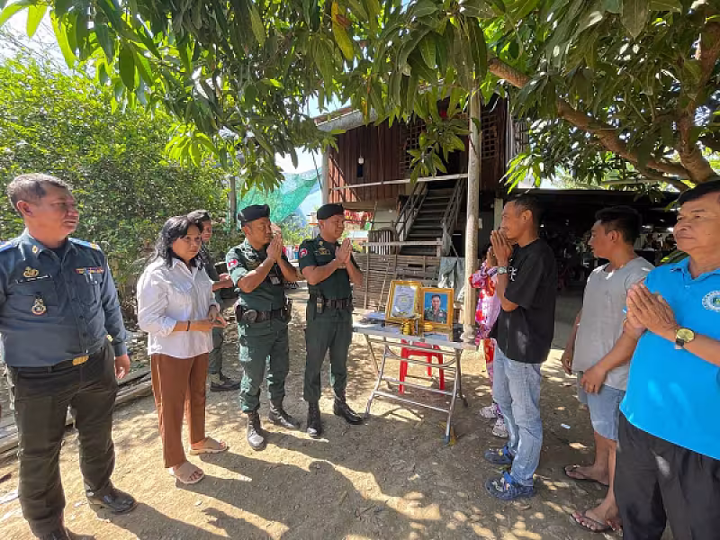 អ.ន.ក ខេត្តបន្ទាយមានជ័យ នាំយកថវិកាបេឡាមរណសង្គ្រោះជូនគ្រួសារសពអតីតយុទ្ធជនចំនួន ៥គ្រួសារ - Image 7