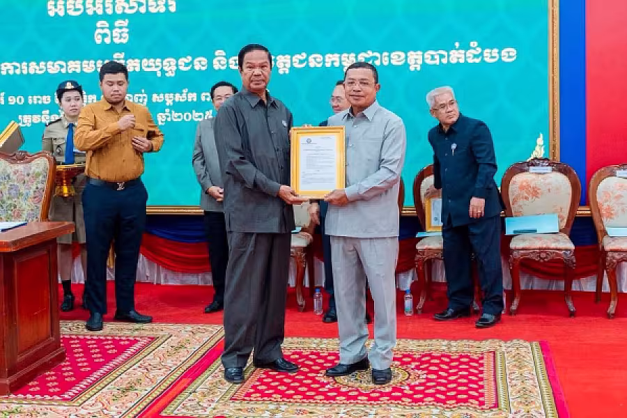 ឯកឧត្តម គន់ គីម អញ្ជើញប្រកាសសមាសភាពថ្នាក់ដឹកនាំគណៈកម្មាធិការសមាគមអតីតយុទ្ធជន និងនិវត្តជនកម្ពុជាខេត្តបាត់ដំបង - Image 9