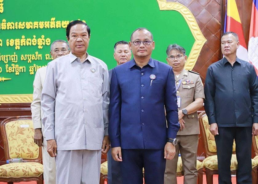 ឯកឧត្តម គន់ គីម អញ្ជើញប្រកាសសមាសភាពថ្នាក់ដឹកនាំគណៈកម្មាធិការសមាគមអតីតយុទ្ធជន និងនិវត្តជន ខេត្តកំពង់ឆ្នាំង