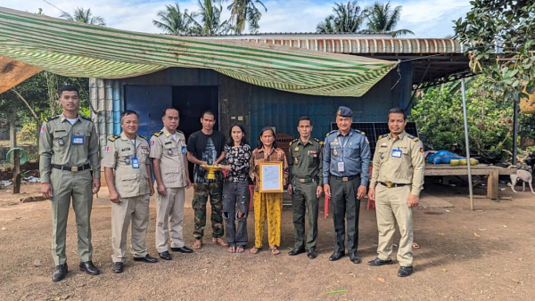 អ.ន.ក ខេត្តត្បូងឃ្មុំ នាំយកថវិកាបេឡាមរណសង្គ្រោះជូនគ្រួសារសពអតីតយុទ្ធជនចំនួន ៣គ្រួសារ - Image 3