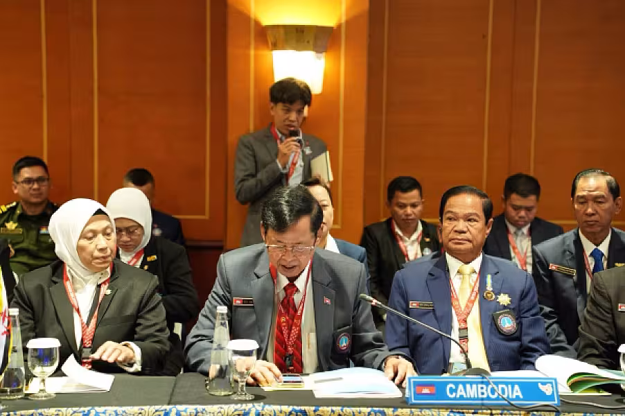 ឯកឧត្តម គន់ គីម អញ្ជើញក្នុងពិធីបើកកិច្ចប្រជុំគណៈកម្មាធិការប្រតិបត្តិលើកទី៣៧ នៅទីក្រុងហ្សាកាតា - Image 2