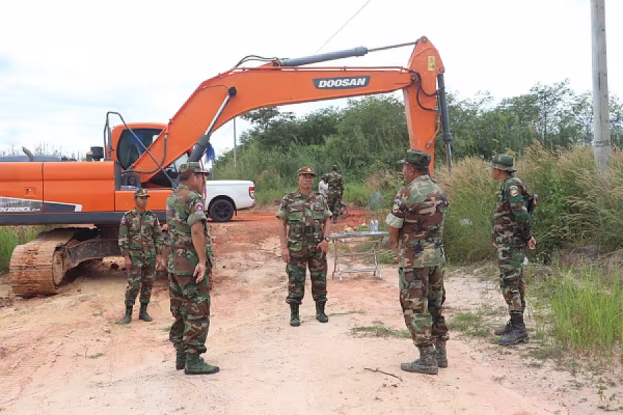 អ.ន.ក ខេត្តព្រះសីហនុ ចុះពិនិត្យ​វឌ្ឍនភាព​នៃ​ការសាងសង់​ផ្ទះជូនអតីតយុទ្ធជនគ្មានដី និងផ្ទះពិតប្រាកដលើដី​សម្បទាន​សង្គមកិច្ច​