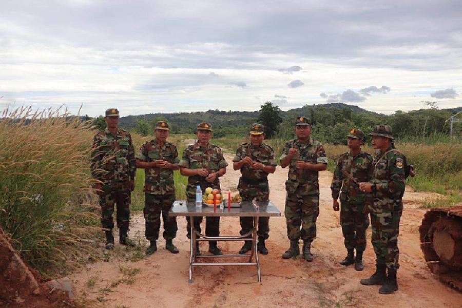 អ.ន.ក ខេត្តព្រះសីហនុ ចុះពិនិត្យ​វឌ្ឍនភាព​នៃ​ការសាងសង់​ផ្ទះជូនអតីតយុទ្ធជនគ្មានដី និងផ្ទះពិតប្រាកដលើដី​សម្បទាន​សង្គមកិច្ច​ - Image 6