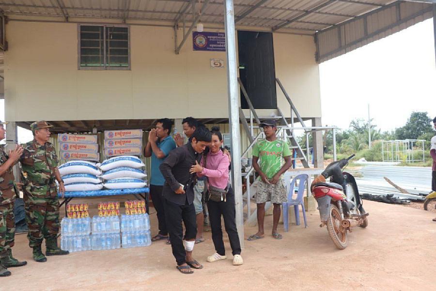 អ.ន.ក ខេត្តព្រះសីហនុ ចុះពិនិត្យ​វឌ្ឍនភាព​នៃ​ការសាងសង់​ផ្ទះជូនអតីតយុទ្ធជនគ្មានដី និងផ្ទះពិតប្រាកដលើដី​សម្បទាន​សង្គមកិច្ច​ - Image 8