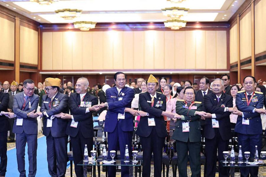 ឯកឧត្តមកិត្តិសង្គហបណ្ឌិត គន់ គីម អញ្ជើញដឹកនាំប្រតិភូចូលរួមពិធីបើកមហាសន្និបាតលើកទី២៤ VECONAC នៅទីក្រុងហ្សាកាតា - Image 16