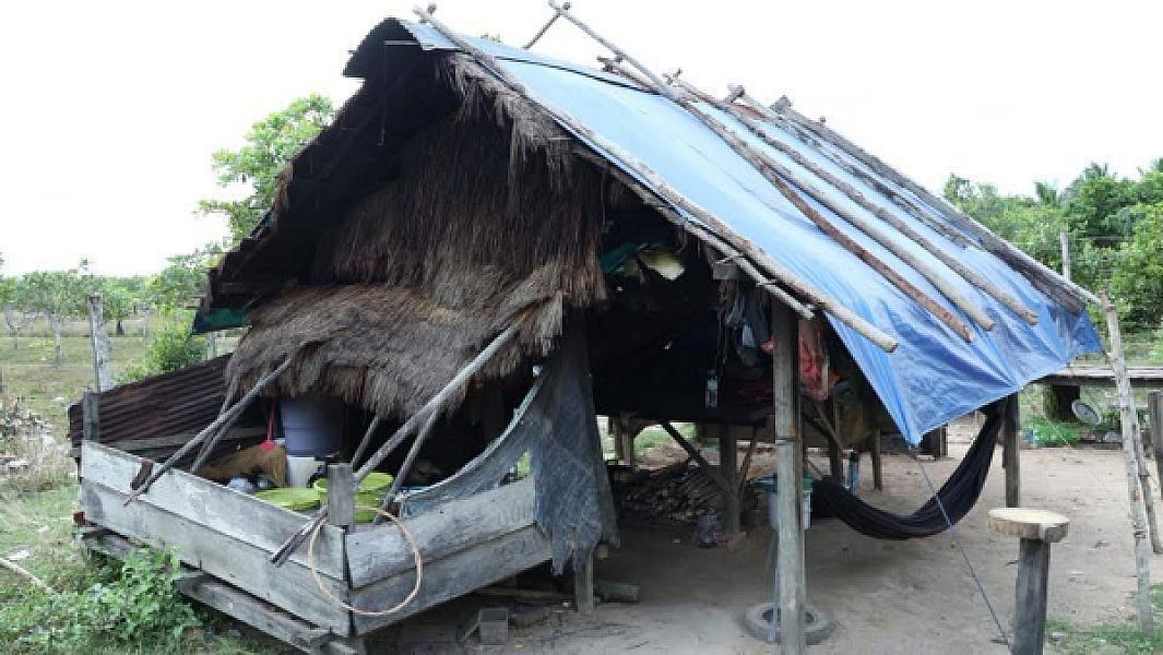 អតីតយុទ្ធជនពិការដោយសារសង្គ្រាមនៅខេត្តកំពង់ធំមួយគ្រួសារ ទទួលបានអំណោយផ្ទះថ្មីពីសម្ដេចតេជោ និងសម្ដេចកិតិ្តព្រឹទ្ធបណ្ឌិត - Image 9