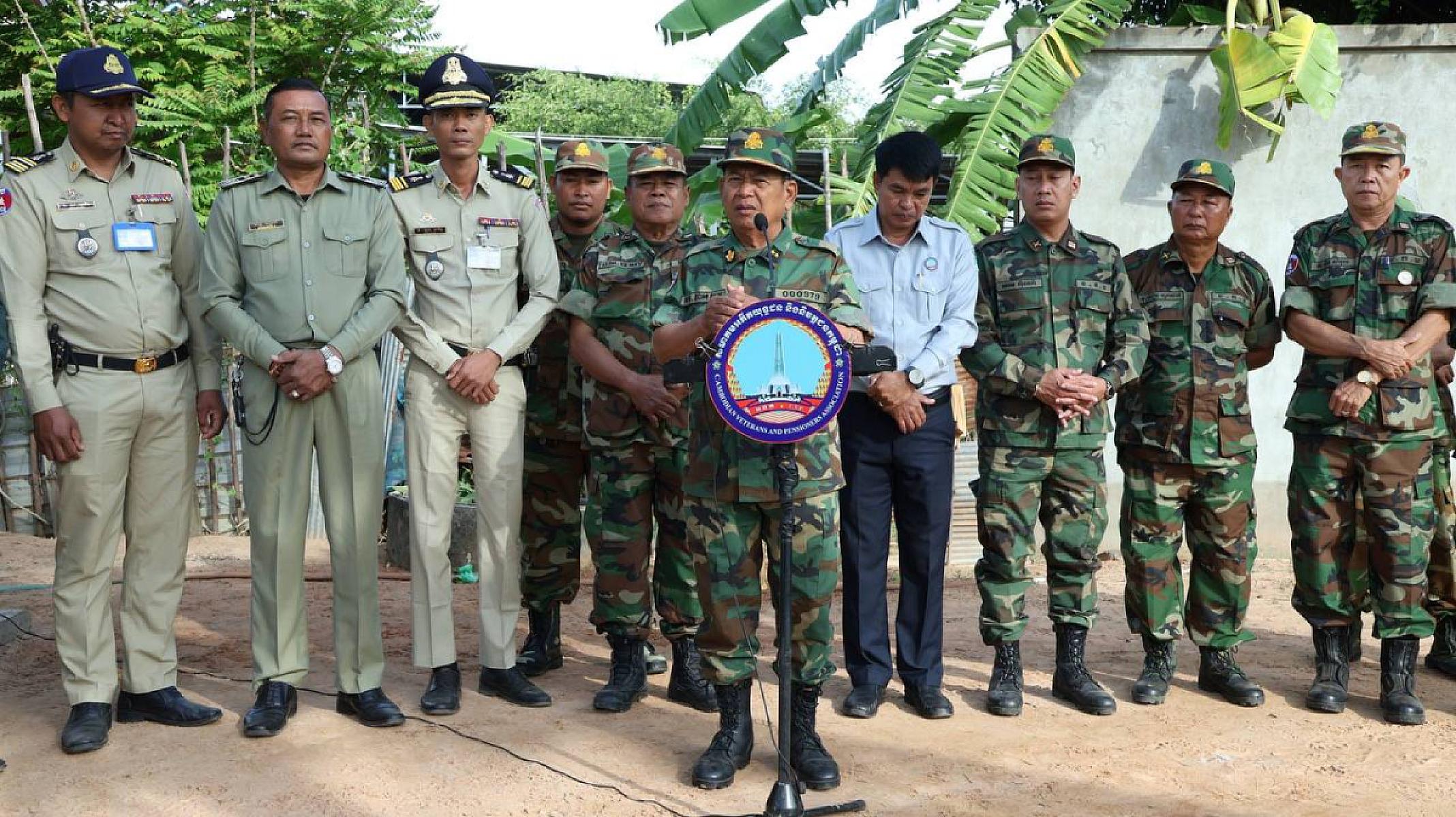 គ្រួសារអតីតយុទ្ធជនពលីនៅក្រុងស្ទឹងសែនមួយគ្រួសារ ទទួលបានអំណោយផ្ទះថ្មីពីសម្ដេចតេជោ និងសម្ដេចកិត្តិព្រឹទ្ធបណ្ឌិត