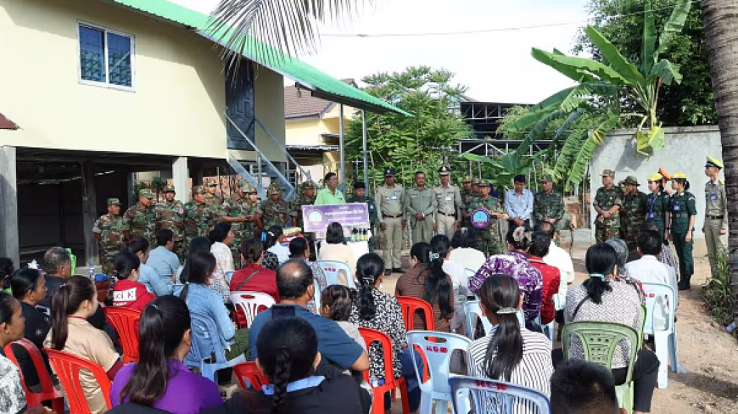 គ្រួសារអតីតយុទ្ធជនពលីនៅក្រុងស្ទឹងសែនមួយគ្រួសារ ទទួលបានអំណោយផ្ទះថ្មីពីសម្ដេចតេជោ និងសម្ដេចកិត្តិព្រឹទ្ធបណ្ឌិត - Image 5