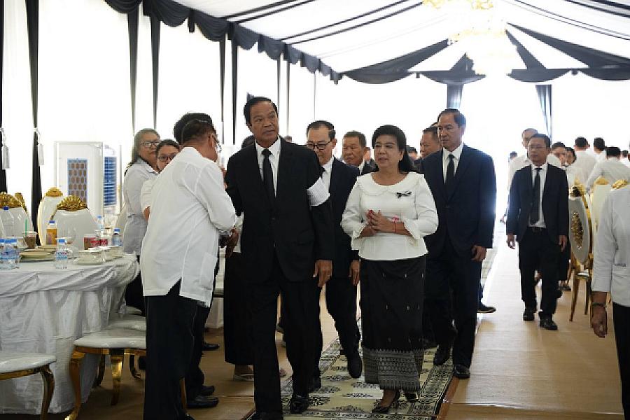 ឯកឧត្តមកិត្តិសង្គហបណ្ឌិត គន់ គីម អញ្ជើញដឹកនាំគណៈប្រតិភូគោរពវិញ្ញាណក្ខន្ធសព ឯកឧត្តម សាស្ត្រាចារ្យ ហេង តៃគ្រី រដ្ឋលេខាធិការក្រសួងសុខាភិបាល - Image 2