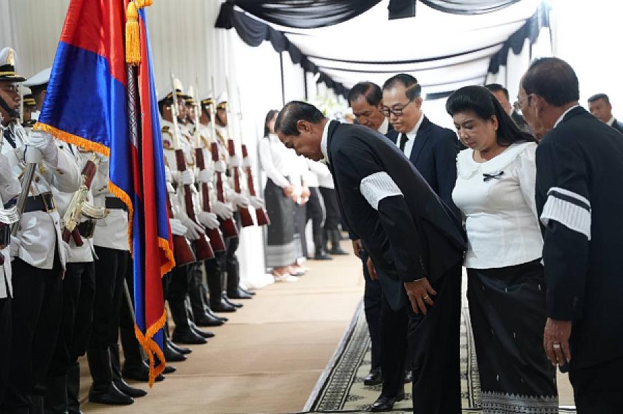 ឯកឧត្តមកិត្តិសង្គហបណ្ឌិត គន់ គីម អញ្ជើញដឹកនាំគណៈប្រតិភូគោរពវិញ្ញាណក្ខន្ធសព ឯកឧត្តម សាស្ត្រាចារ្យ ហេង តៃគ្រី រដ្ឋលេខាធិការក្រសួងសុខាភិបាល - Image 19