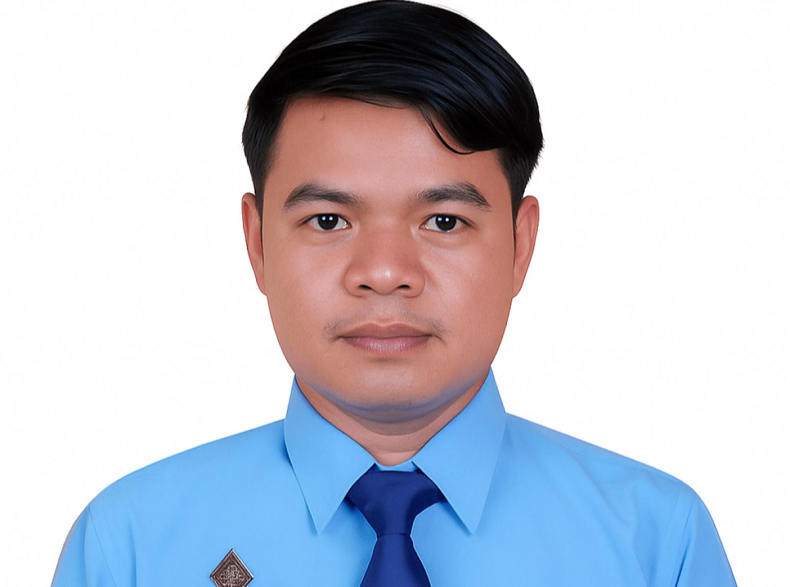 លោក គៀន ពន្លក ជាទីប្រឹក្សាក្រសួងរៀបចំដែនដី នគរូបនីយកម្ម និងសំណង់ និងជាប្រធានអង្គការគ្រូបង្រៀនដើម្បីសន្តិភាព និងប្រជាធិបតេយ្យ ចូលរួមឧបត្ថម្ភថវិកាចំនួន ១០០,០០០ រៀល ដើម្បីរៀបចំមហាសន្និបាតវិសាមញ្ញតំណាងសមាគមអតីតយុទ្ធជនកម្ពុជាទូទាំងប្រទេស