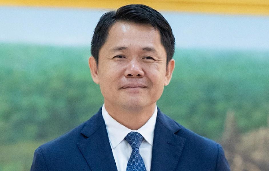 ឯកឧត្តម ជា យុពា រដ្ឋលេខាធិការ ទីស្ដីការគណៈរដ្ឋមន្ត្រី និងជាពិធីការសម្ដេចមហាបវរធិបតី ហ៊ុន ម៉ាណែត នាយករដ្ឋមន្រ្តី ចូលរួមថវិកាចំនួន ១.២៥០.០០០រៀល ដើម្បីរៀបចំមហាសន្និបាតវិសាមញ្ញតំណាងសមាគមអតីតយុទ្ធជនកម្ពុជាទូទាំងប្រទេស