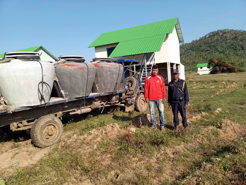 អ.ន.ក. ខេត្តបាត់ដំបង ចែកពាងទឹកចំនួន ២០ពាង ជូនគ្រួសារអតីតយុទ្ធជនរស់នៅភូមិព្រៃសិន និងភូមិគោករកា  - Image 4