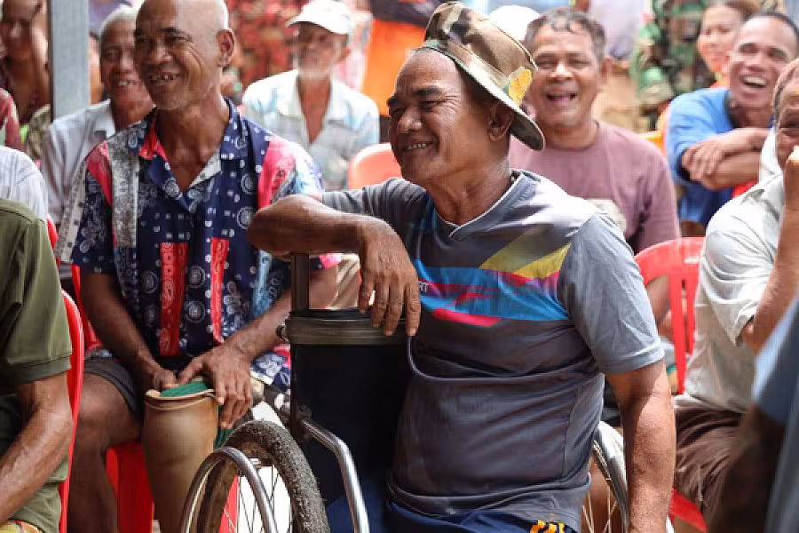 ឯកឧត្តមកិត្តិសង្គហបណ្ឌិត គន់ គីម ទេសរដ្ឋមន្ត្រី អគ្គលេខាធិការសមាគមអតីតយុទ្ធជនកម្ពុជា ចុះពិនិត្យសុខុមាលភាពអតីតយុទ្ធជន នៅមជ្ឈមណ្ឌលបច្ចេកវិទ្យាសន្តិភាព - Image 4