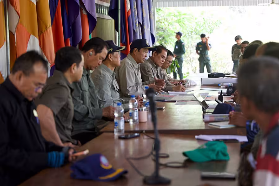 ឯកឧត្តម គន់ គីម អញ្ជើញពិនិត្យការសាងសង់ផ្ទះ ៣០០ខ្នង និងអណ្តូងទឹកជាអំណោយរបស់សម្តេច ប៊ុន រ៉ានី ជូនអតីតយុទ្ធជន និងនិវត្តជន នៅខេត្តពោធិ៍សាត់ - Image 14