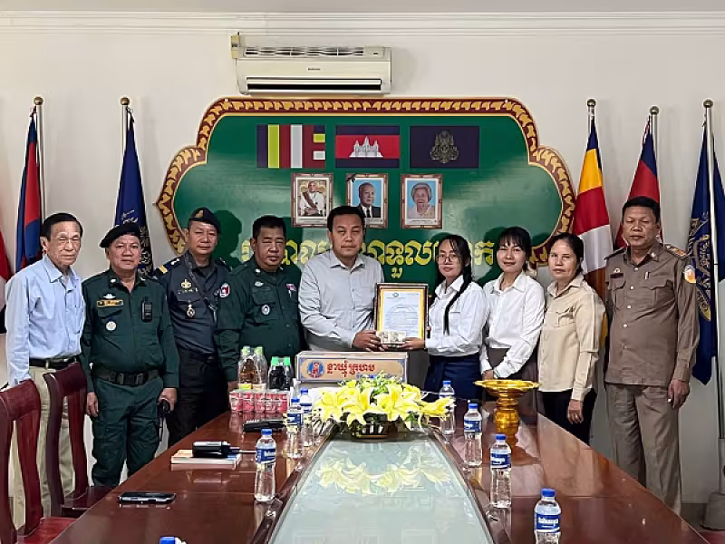 អ.ន.ក. រាជធានីភ្នំពេញ នាំយកថវិកាបេឡាមរណសង្គ្រោះជូនគ្រួសារនិវត្តជន