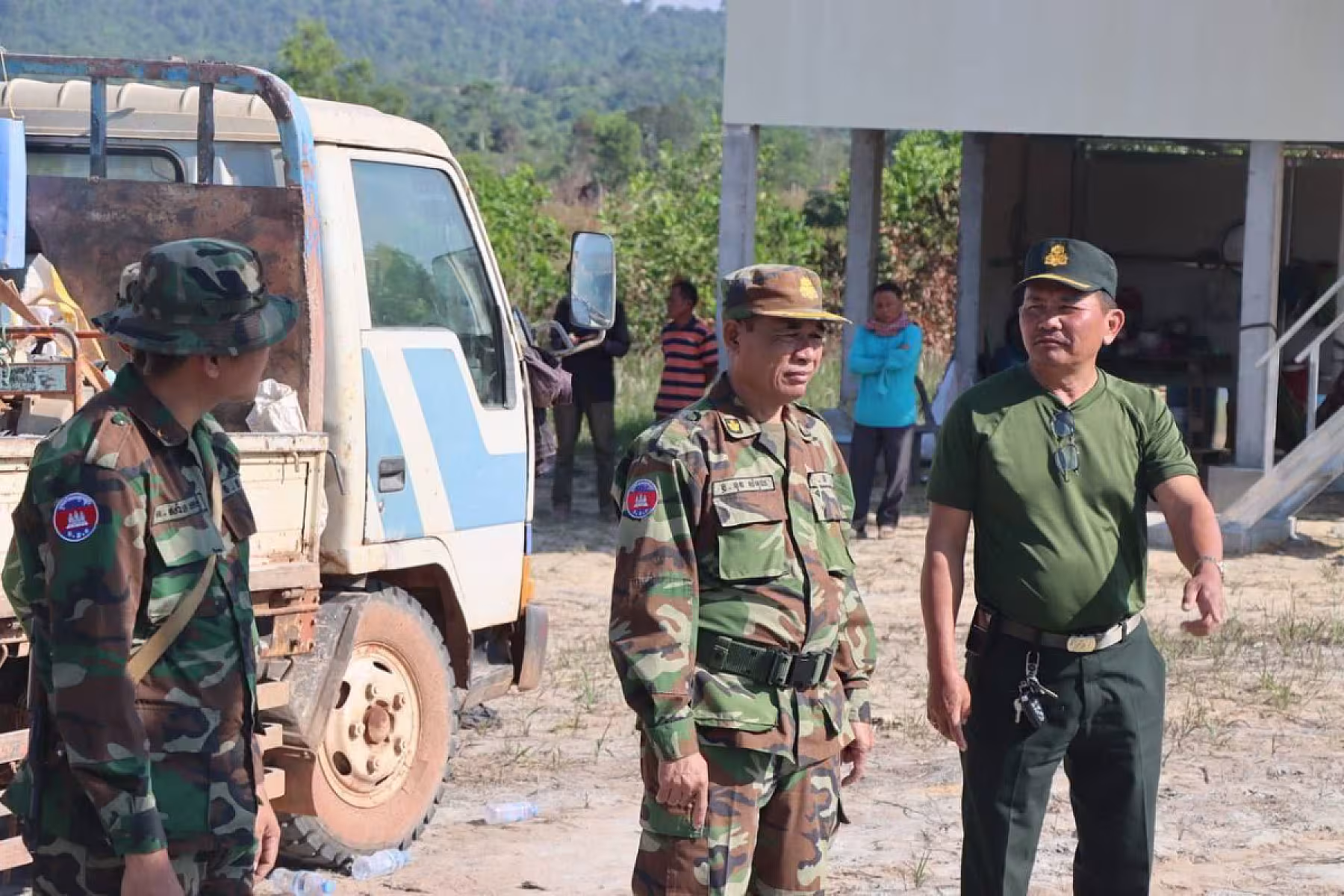 អ.ន.ក. ខេត្តព្រះសីហនុចុះពិនិត្យវឌ្ឍនភាពអគារស្នាក់ការ និងធ្វើអណ្តូងទឹកជូនគ្រួសារអតីតយុទ្ធជន