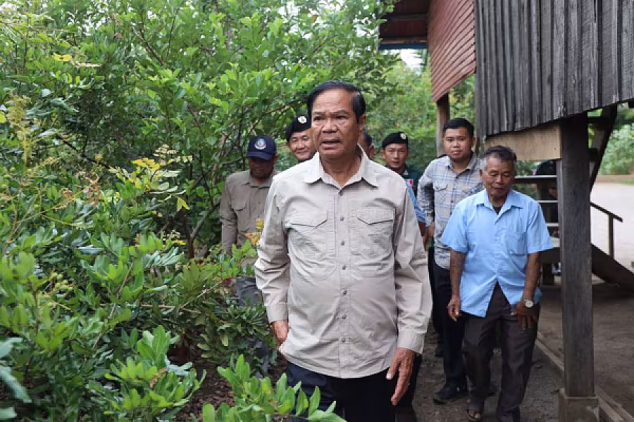 ឯកឧត្តមកិត្តិសង្គហបណ្ឌិត គន់ គីម ទេសរដ្ឋមន្ត្រី អគ្គលេខាធិការសមាគមអតីតយុទ្ធជនកម្ពុជា ចុះពិនិត្យសុខុមាលភាពអតីតយុទ្ធជន នៅមជ្ឈមណ្ឌលបច្ចេកវិទ្យាសន្តិភាព - Image 7