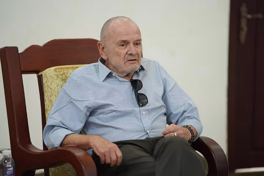 អ្នកឧកញ៉ា ម៉ម វណ្ណឌី អនុប្រធានសមាគម ជួបពិភាក្សាជាមួយក្រុមហ៊ុន AGROTOP លើគម្រោងវិនិយោគការចិញ្ចឹមមាន់នៅកម្ពុជា - Image 9