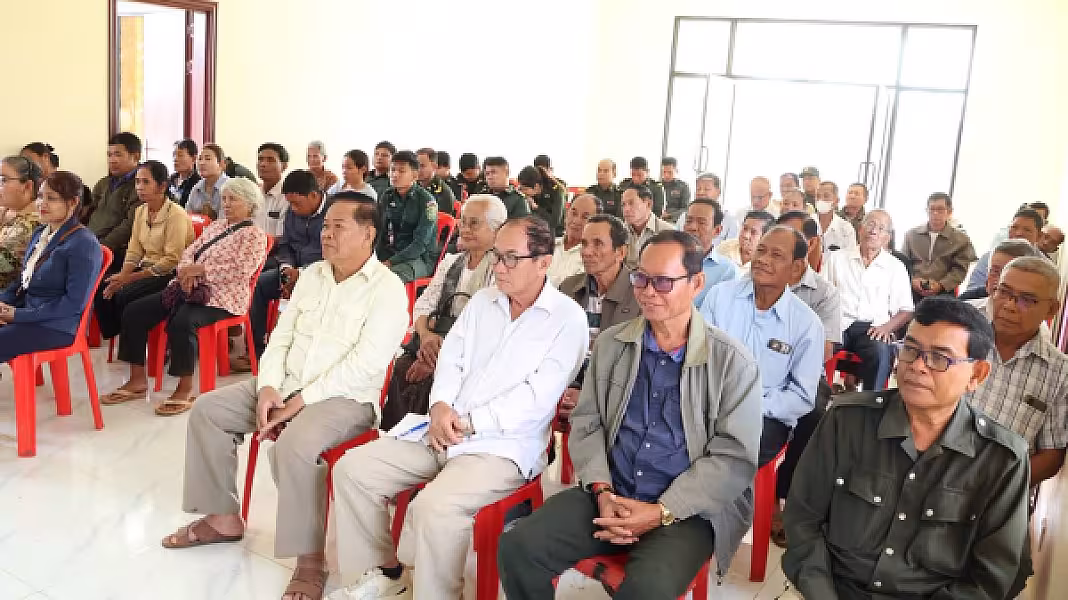 អ.ន.ក. ខេត្តកំពង់ធំ ប្រគល់ថវិកាធានារ៉ាប់រងសង្គមជូនគ្រួសារសពអតីតមន្ត្រីរាជការ ចំនួន ១៣គ្រួសារ - Image 3