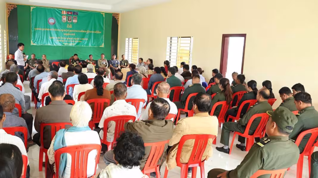 អ.ន.ក. ខេត្តកំពង់ធំ ប្រគល់ថវិកាធានារ៉ាប់រងសង្គមជូនគ្រួសារសពអតីតមន្ត្រីរាជការ ចំនួន ១៣គ្រួសារ - Image 6