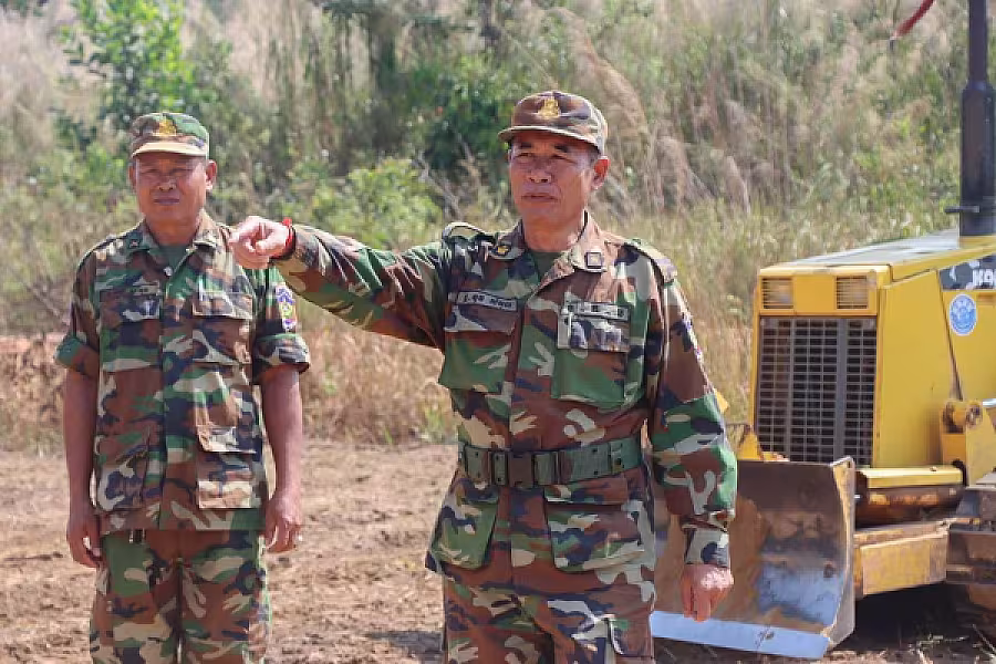 អ.ន.ក. ខេត្តព្រះសីហនុ ចុះពិនិត្យគ្រឿងចក្រសម្អាតដីដើម្បីត្រៀមសាងសង់ផ្ទះជូនសមាជិក           