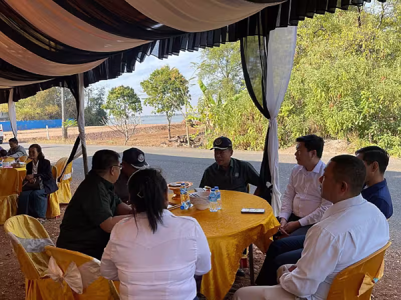 អ.ន.ក. ខេត្តស្ទឹងត្រែង នាំយកអំណោយ និងថវិកាបេឡាមរណសង្រ្គោះជូនគ្រួសារសពអតីតយុទ្ធជន - Image 2