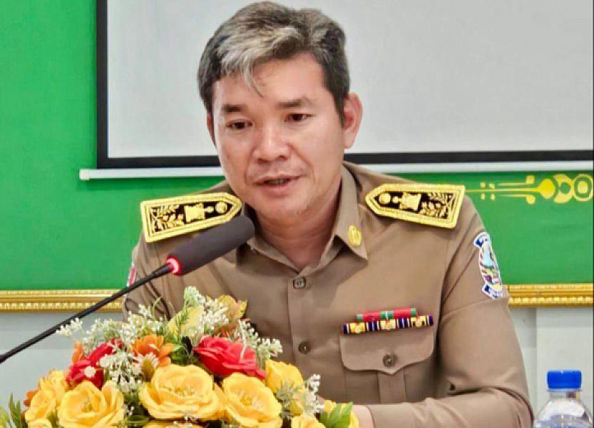 លោក សុីន ចាន់ថុល អភិបាលស្រុកពួក ខេត្តសៀមរាប សូមចូលរួមឧបត្ថម្ភថវិការចំនួន ៣០មុឺនរៀល  ដើម្បីរៀបចំមហាសន្និបាតវិសាមញ្ញតំណាងសមាគមអតីតយុទ្ធជនកម្ពុជាទូទាំងប្រទេស