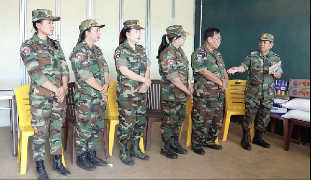 អ.ន.ក ខេត្តកំពង់ធំ នាំយកអំណោយជូនអតីតនាយិកាសាខាកាកបាទក្រហមកម្ពុជាខេត្ត - Image 3