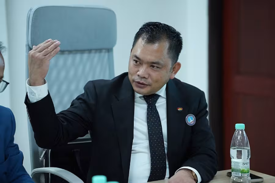 ប្រធានសមាគមអតីតយុទ្ធជនកងកម្លាំងម៉ាឡេសុីអញ្ជើញគណៈប្រតិភូកម្ពុជាទៅទស្សនកិច្ចនៅកសិដ្ឋានចិញ្ចឹមគោទឹកដោះក្នុងតំបន់ JEMALUANG នៃរដ្ឋ JOHOR - Image 9